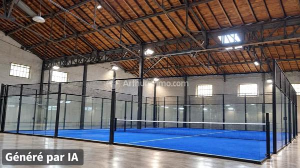 Vente                                                      Local commercial
                        
                                         1200 m2                     à Castres
