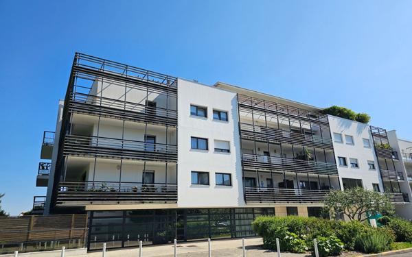 Appartement à vendre    3 pièces •  La Rochelle