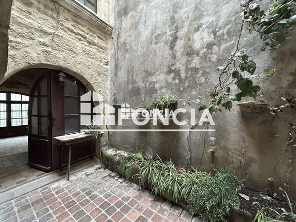 Location Studio 26.4 m² - 6 RUE DU 4 SEPTEMBRE Uzes 30700