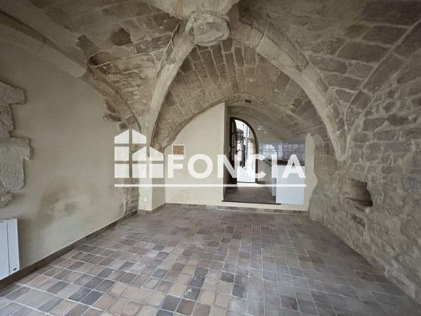 Location Studio 26.4 m² - 6 RUE DU 4 SEPTEMBRE Uzes 30700