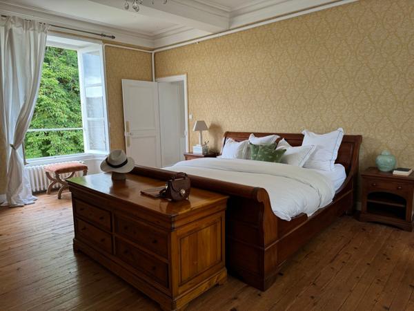 Beau manoir entre ville et campagne à vendre proche de Niort