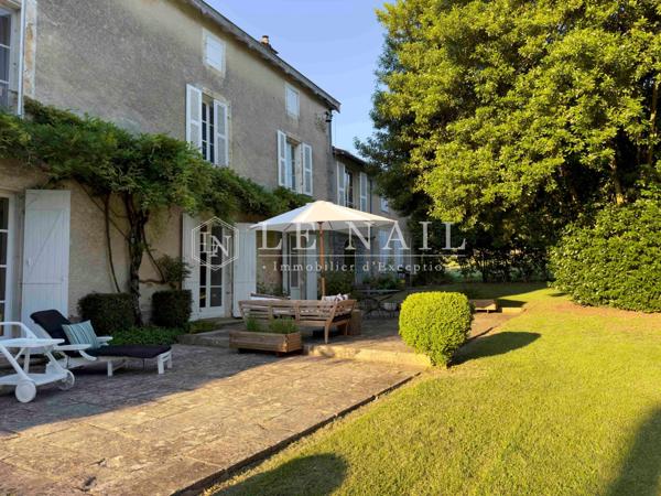 Beau manoir entre ville et campagne à vendre proche de Niort