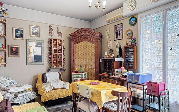 Appartement à vendre    2 pièces •  Nice