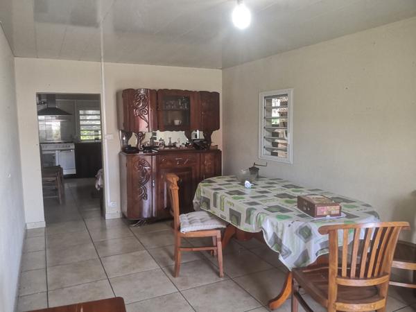 maison de  type F4 à renover