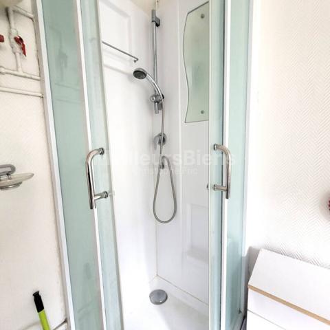 Charmant studio 11m² secteur Wagram/ Perreire / Villier