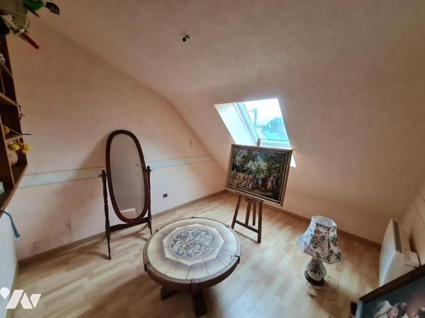 À Vendre à Réguiny Maison située à pied des commodités et services