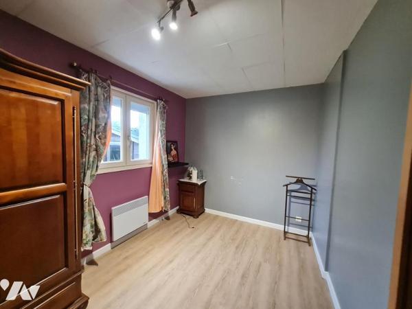 À Vendre à Réguiny Maison située à pied des commodités et services