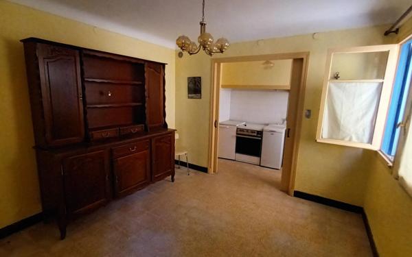 Maison à vendre    3 pièces •  Tautavel