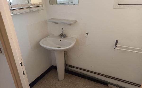 Maison à vendre    3 pièces •  Tautavel