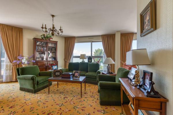 Vente Appartement de luxe Évian-les-Bains 6 Pièces 277 m²
