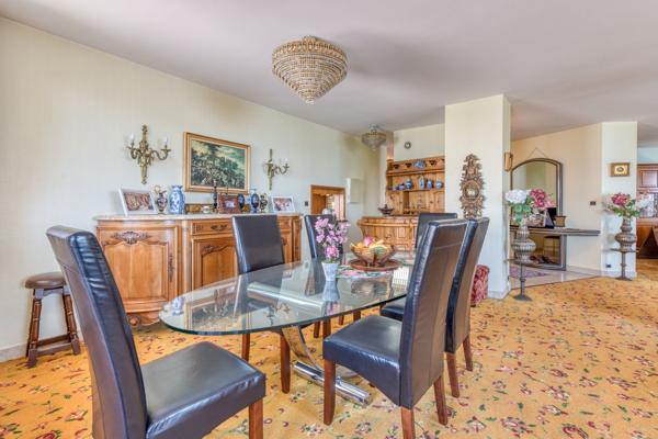 Vente Appartement de luxe Évian-les-Bains 6 Pièces 277 m²