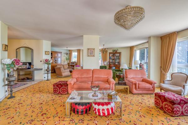 Vente Appartement de luxe Évian-les-Bains 6 Pièces 277 m²