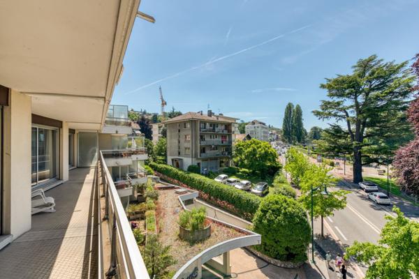 Vente Appartement de luxe Évian-les-Bains 6 Pièces 277 m²