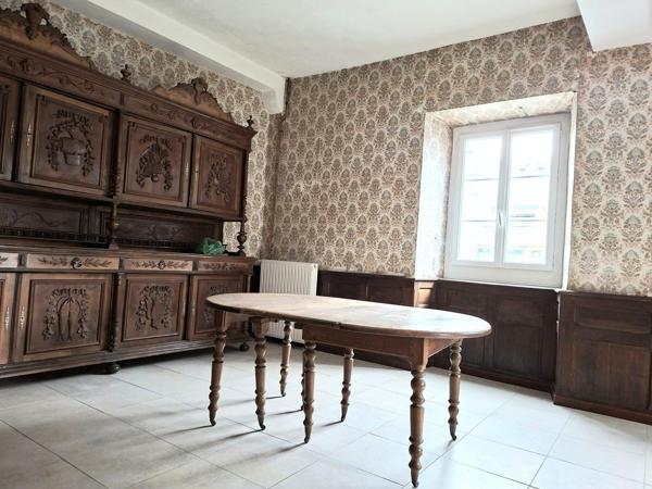 À vendre - Maison ancienne, 8 pièces située à Ogeu-les-Bains (64680)