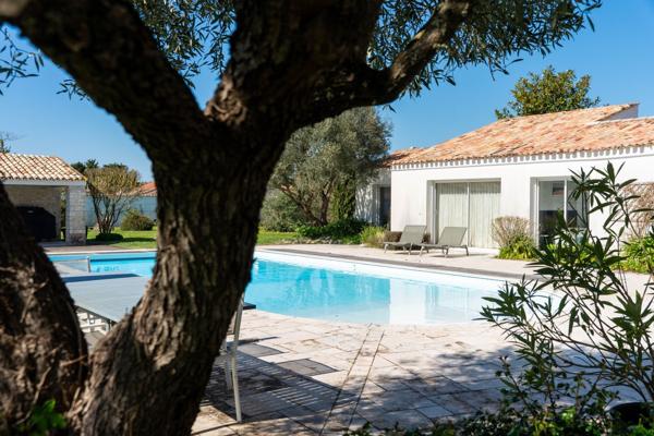 Vente Maison de luxe Dolus-d'Oléron 10 Pièces 360 m²