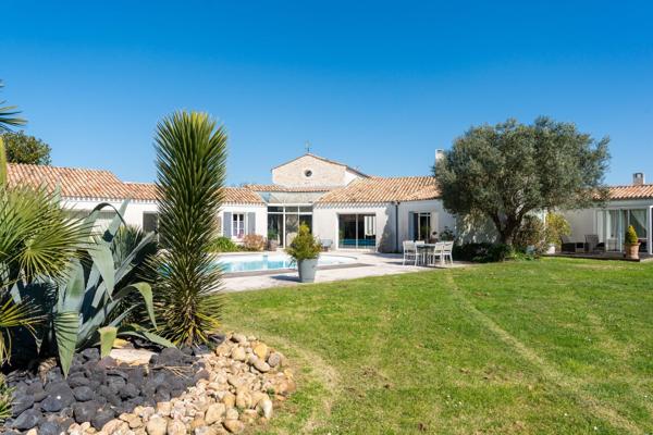 Vente Maison de luxe Dolus-d'Oléron 10 Pièces 360 m²