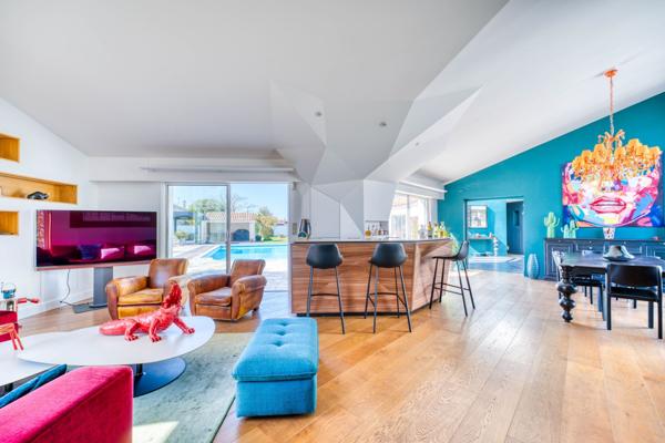 Vente Maison de luxe Dolus-d'Oléron 10 Pièces 360 m²