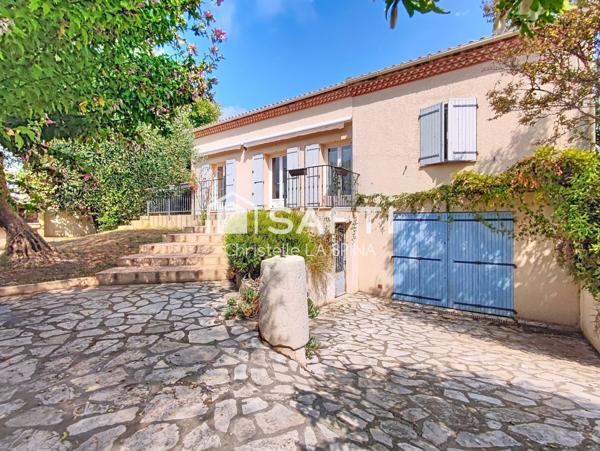 Lumineuse maison familiale avec piscine et garage