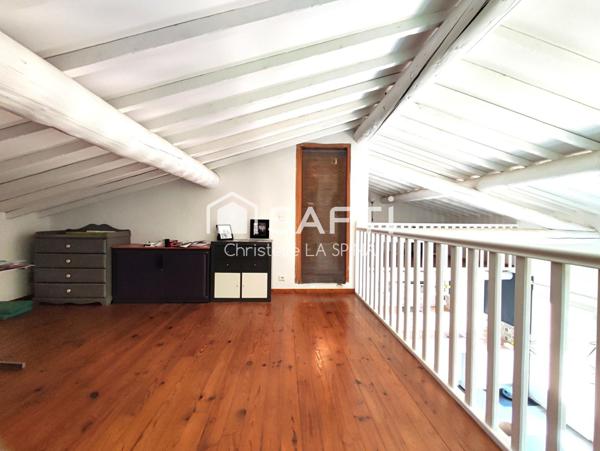 Lumineuse maison familiale avec piscine et garage