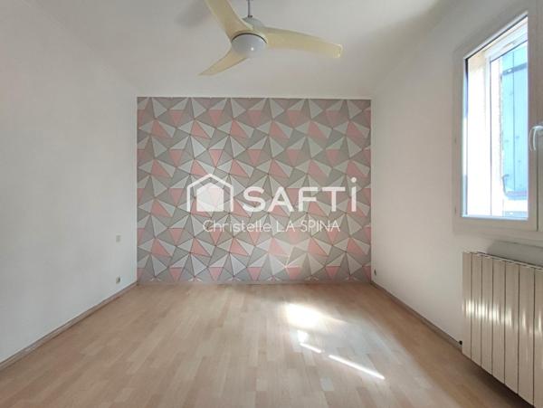 Lumineuse maison familiale avec piscine et garage