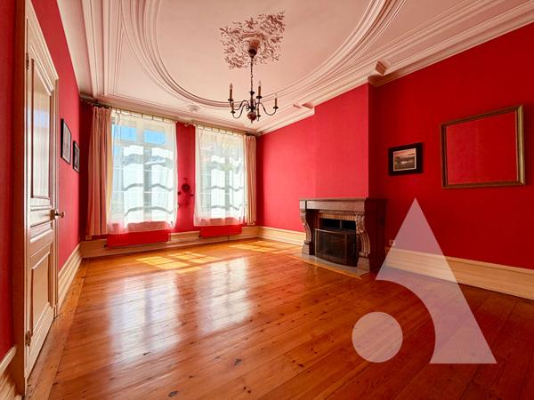Maison 7 pièces 285 m2
