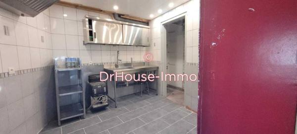 Commerce à vendre 4 pièces de 94 m²