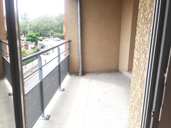 Appartement à louer 3 pièces 65.19m² Auterive (31190)