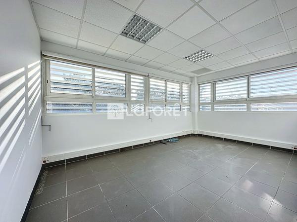 Achat bureau Nîmes - 138 m² - 190 000 €