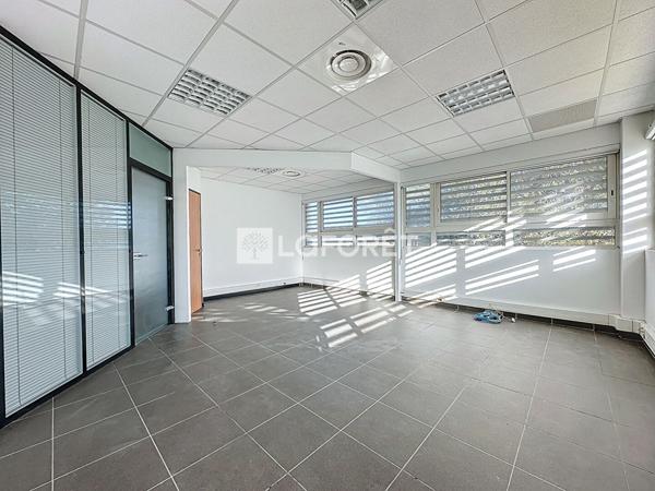 Achat bureau Nîmes - 138 m² - 190 000 €