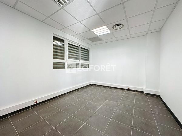 Achat bureau Nîmes - 138 m² - 190 000 €