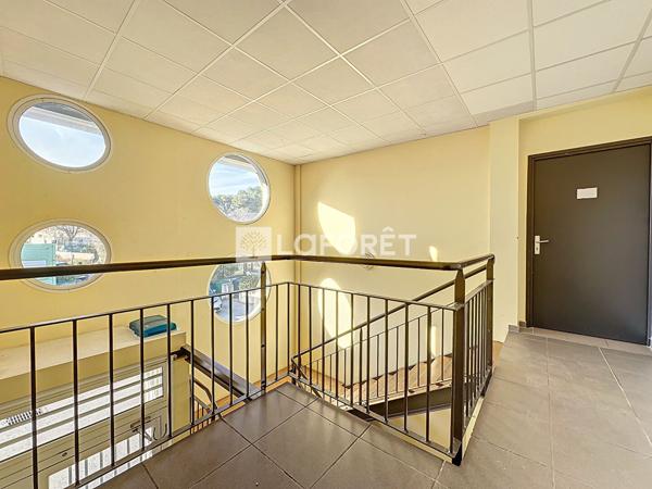 Achat bureau Nîmes - 138 m² - 190 000 €