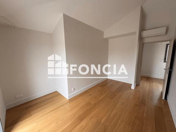 Location Appartement 4 pièces 90.94 m² - Mont-de-marsan 40000