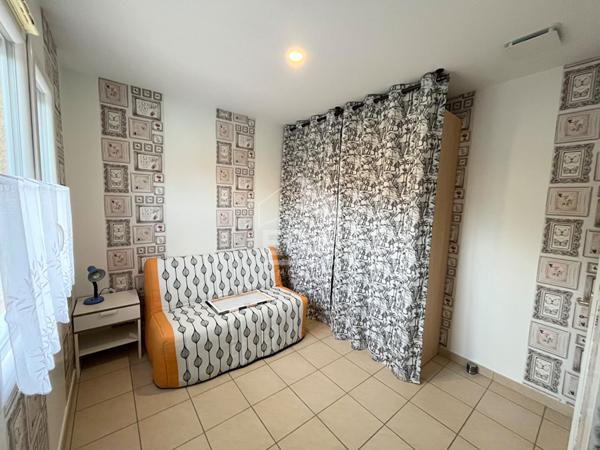 Maison 4 faces de plain pied à vendre à Saint-Laurent-de-la-Salanque