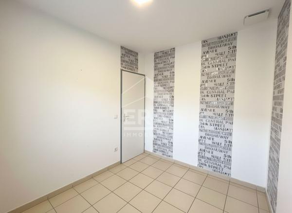 Maison 4 faces de plain pied à vendre à Saint-Laurent-de-la-Salanque