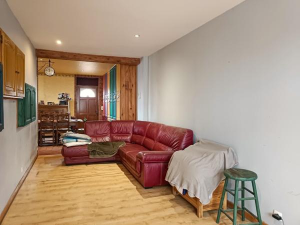 MAISON A SAISIR SUR OFFRE MAISON 174M² 7 CHAMBRES PROCHE COMMERCES 65 200 € H.A.I.*