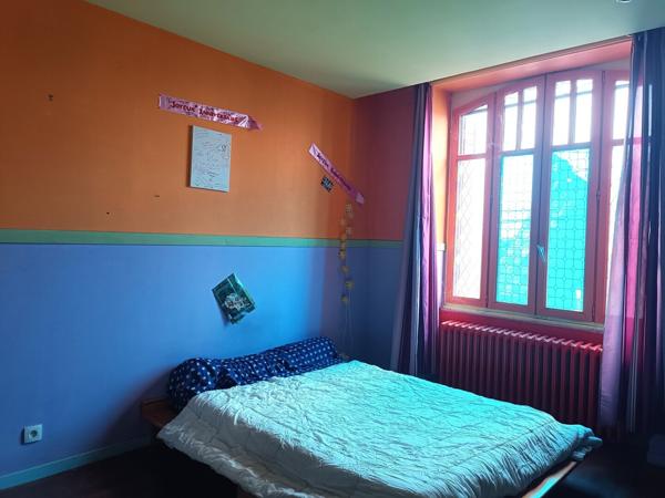 MAISON A SAISIR SUR OFFRE MAISON 174M² 7 CHAMBRES PROCHE COMMERCES 65 200 € H.A.I.*