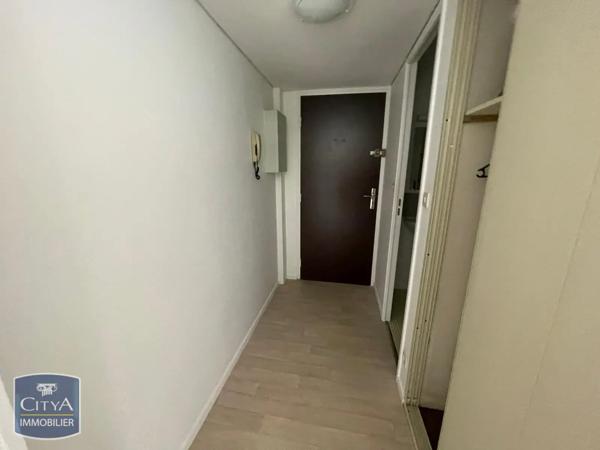 Appartement à louer 1 pièce 20.31m² Mont-Saint-Aignan (76130)
