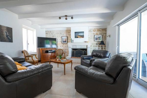 Maison à vendre    7 pièces •  Arvert