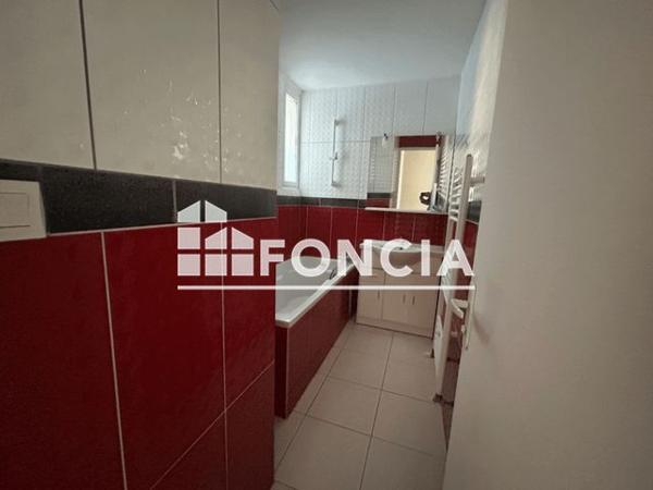 Location Appartement 4 pièces 68.8 m² - 63 RUE PAUL ARENES Nimes 30000