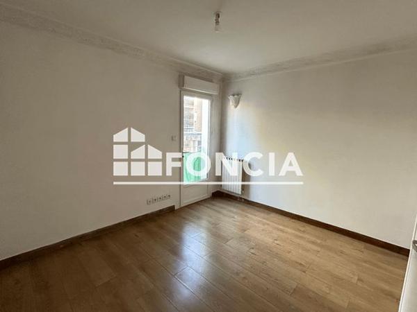 Location Appartement 4 pièces 68.8 m² - 63 RUE PAUL ARENES Nimes 30000