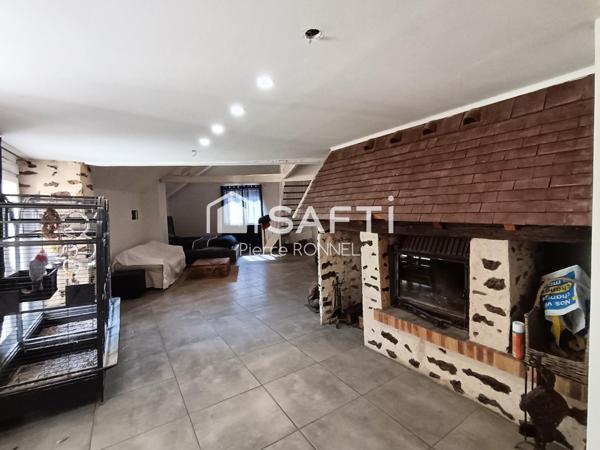 Ensemble immobilier d'environ 466 m² entre Charly sur Marne et Viels-Maisons