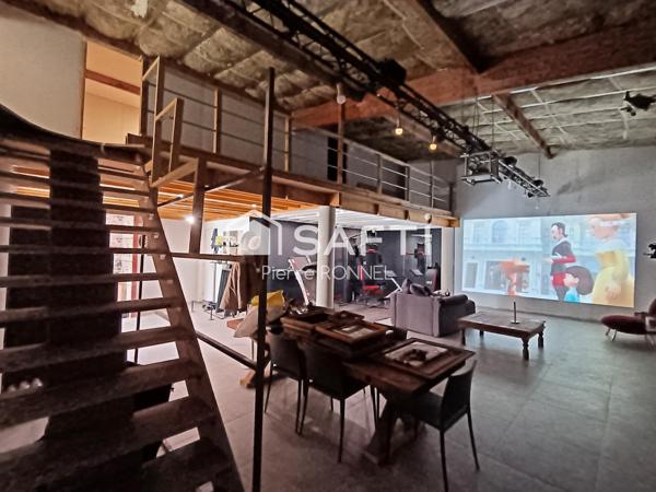 Ensemble immobilier d'environ 466 m² entre Charly sur Marne et Viels-Maisons