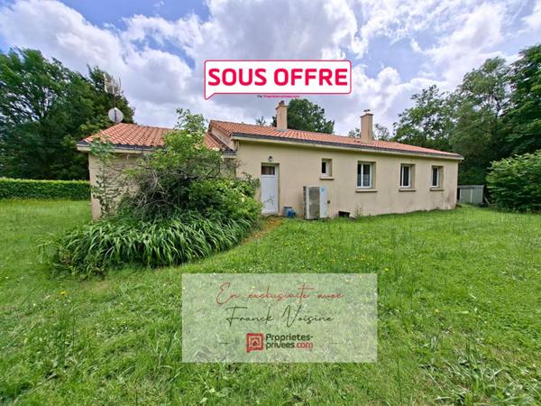 A VENDRE en Exclusivité aux Herbiers, maison plain-pied de 100 m2 avec 3 chambres  sur une parcelle de 1307 m2