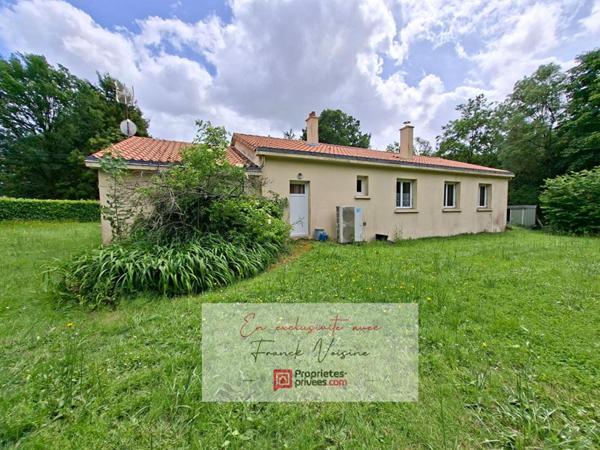 A VENDRE en Exclusivité aux Herbiers, maison plain-pied de 100 m2 avec 3 chambres  sur une parcelle de 1307 m2