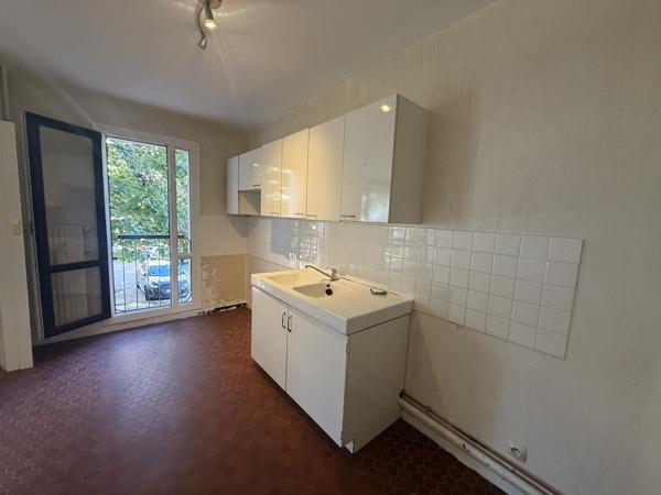 APPARTEMENT 67m2 BALCON GARAGE