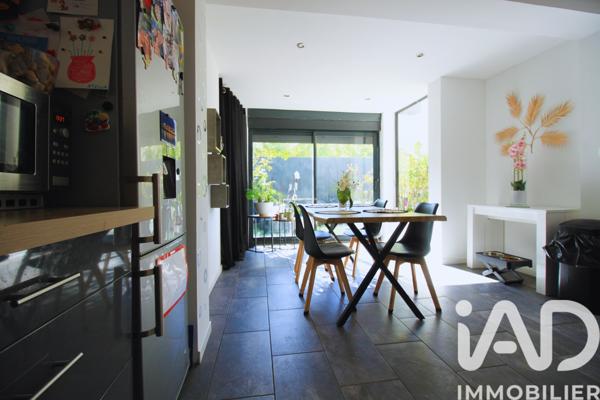 Appartement à vendre 4 pièces 114 m² Aubagne