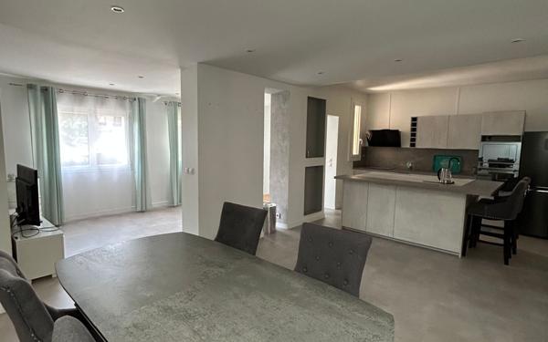 Maison à vendre    5 pièces •  Villemomble