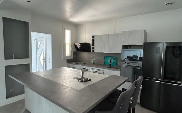 Maison à vendre    5 pièces •  Villemomble