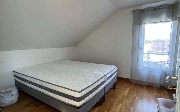 Maison à vendre    5 pièces •  Villemomble