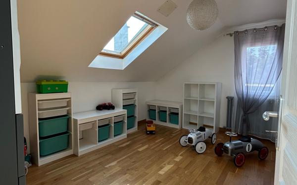 Maison à vendre    5 pièces •  Villemomble